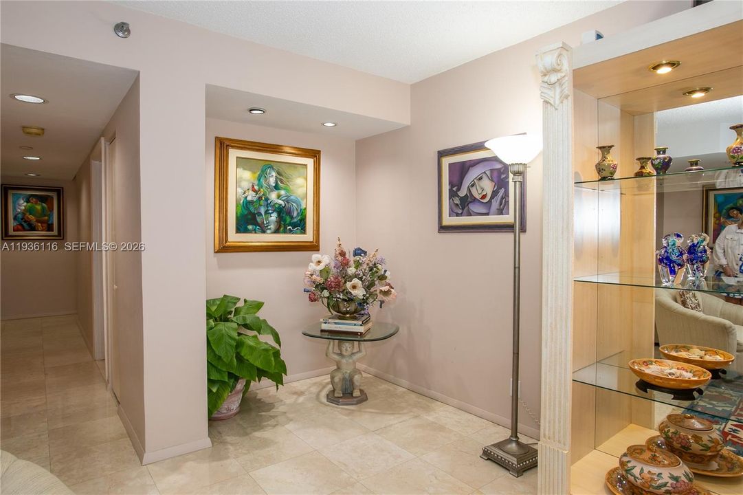 待售: $606,000 (3 贝兹, 2 浴室, 1520 平方英尺)