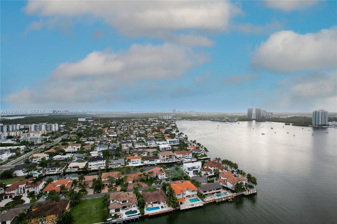 待售: $606,000 (3 贝兹, 2 浴室, 1520 平方英尺)