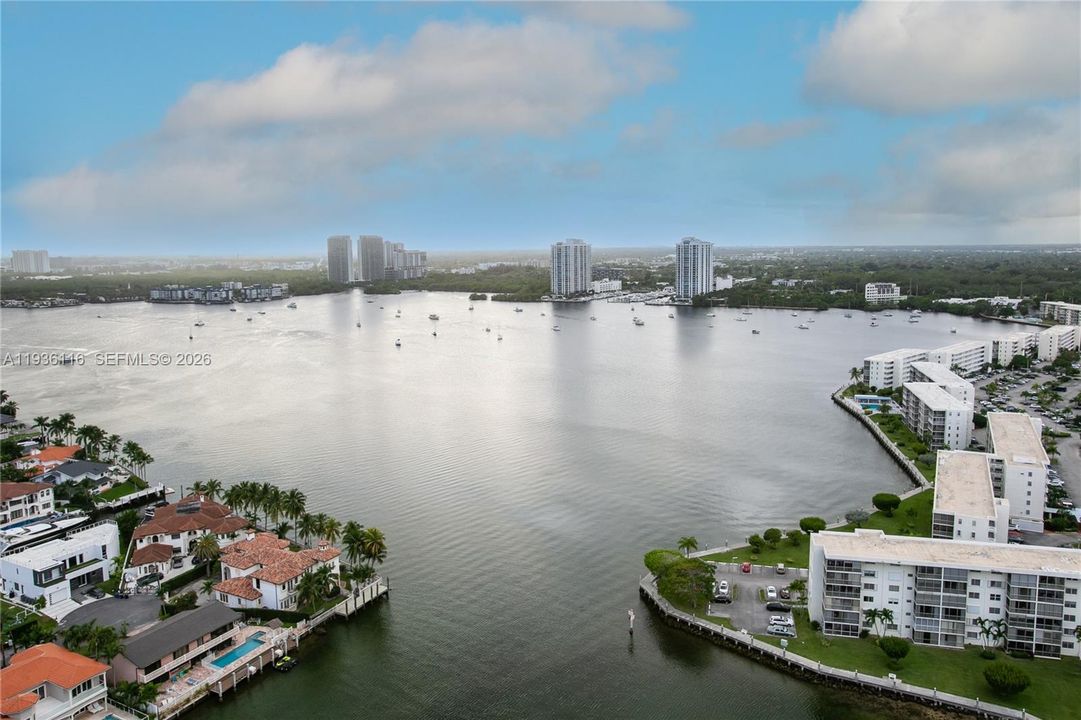 待售: $606,000 (3 贝兹, 2 浴室, 1520 平方英尺)