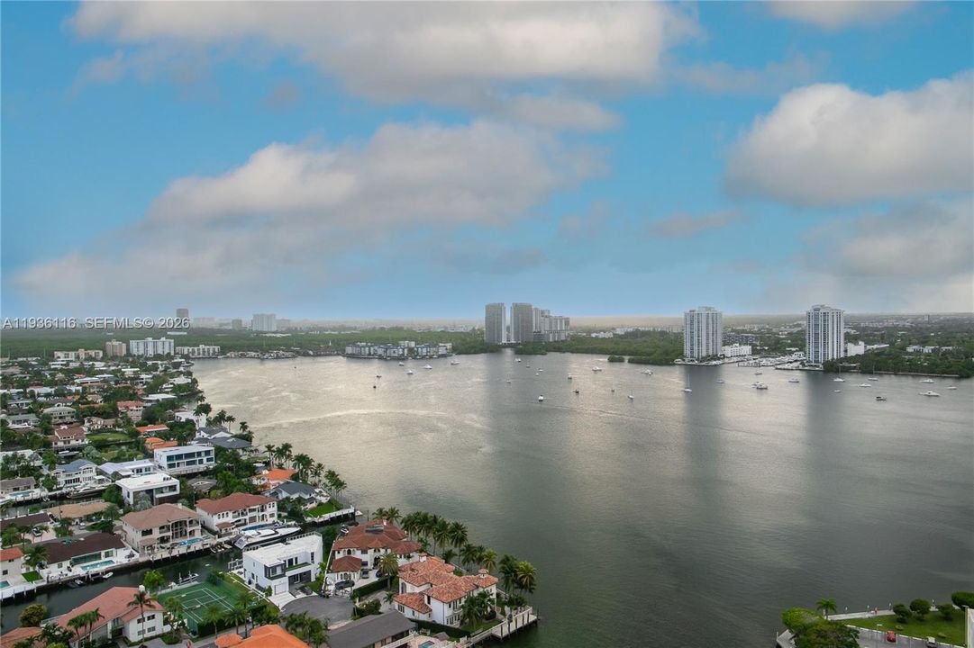 待售: $606,000 (3 贝兹, 2 浴室, 1520 平方英尺)