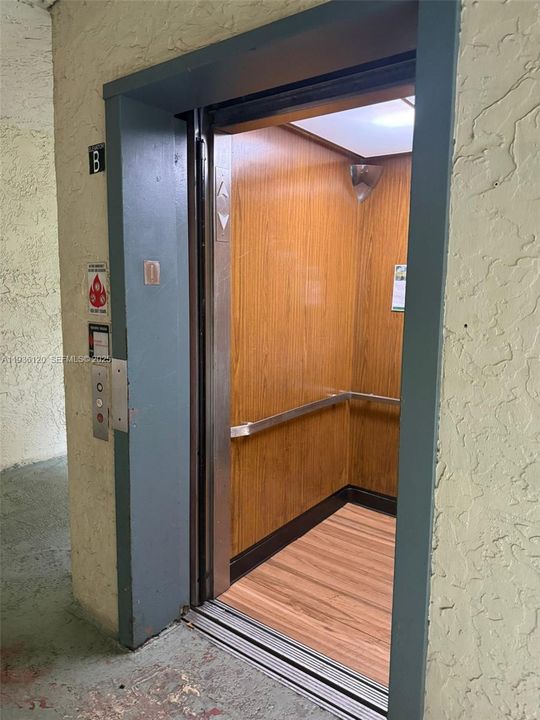 En Venta: $132,000 (1 camas, 1 baños, 830 Pies cuadrados)