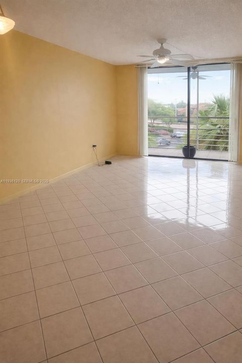 En Venta: $132,000 (1 camas, 1 baños, 830 Pies cuadrados)