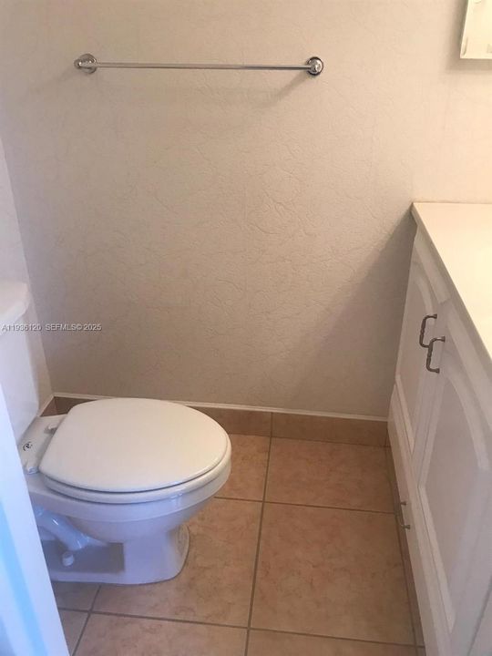 En Venta: $132,000 (1 camas, 1 baños, 830 Pies cuadrados)