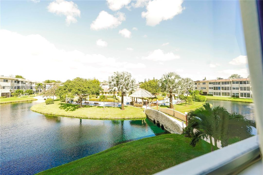 На продажу: $87,900 (1 спален, 1 ванн, 684 Квадратных фут)