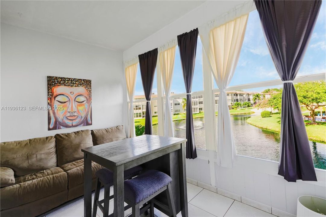 На продажу: $87,900 (1 спален, 1 ванн, 684 Квадратных фут)