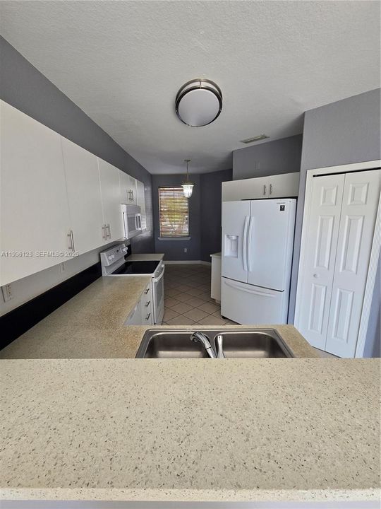 En Renta: $3,500 (4 camas, 2 baños, 1776 Pies cuadrados)