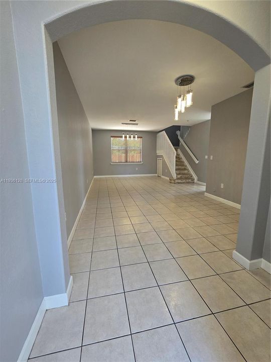 En Renta: $3,500 (4 camas, 2 baños, 1776 Pies cuadrados)