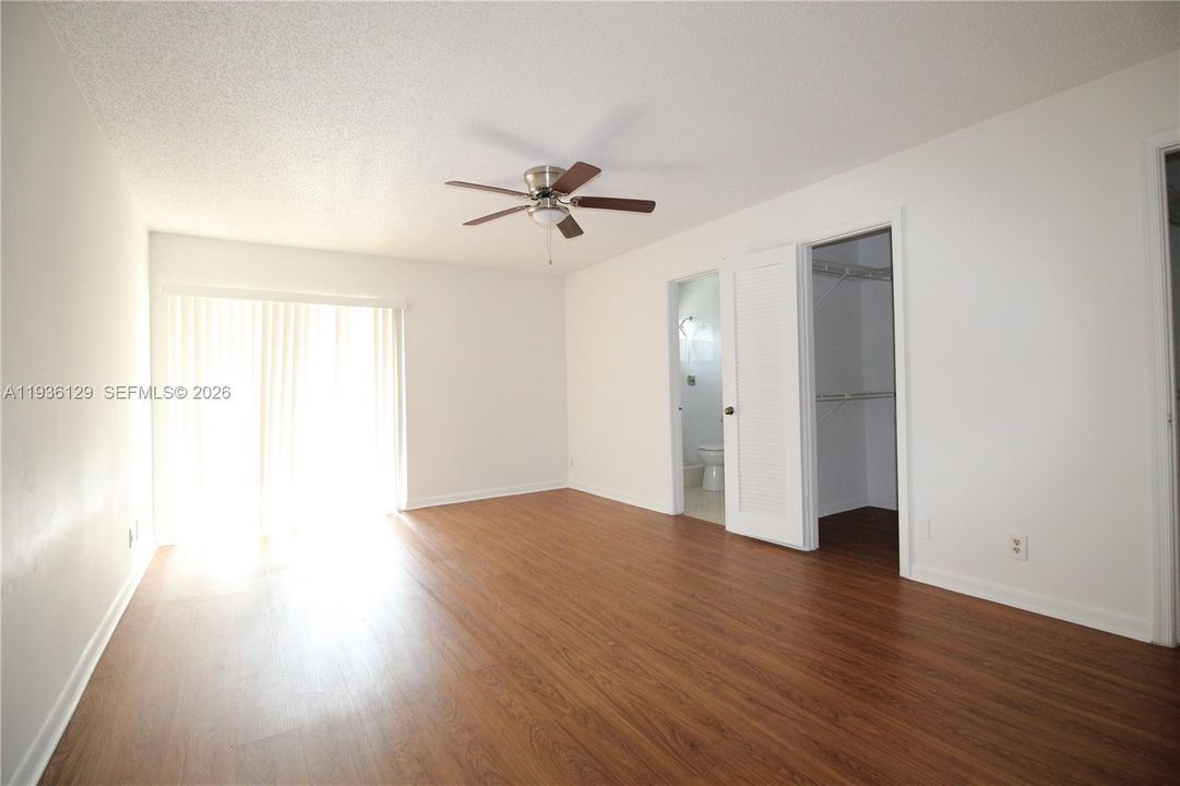 For Rent: $2,000 (2 beds, 2 baths, 1260 Square Feet)