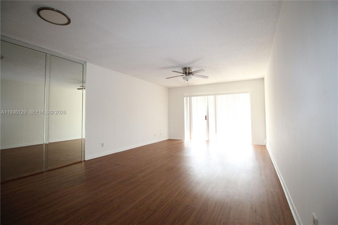 For Rent: $2,000 (2 beds, 2 baths, 1260 Square Feet)