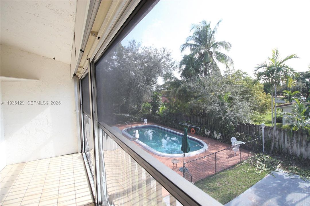 For Rent: $2,000 (2 beds, 2 baths, 1260 Square Feet)