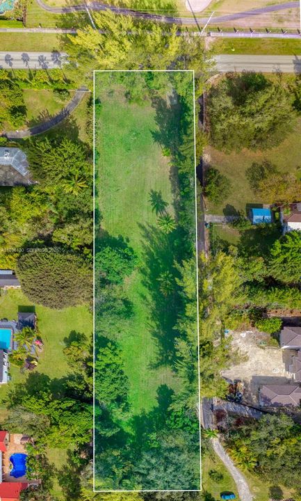 For Sale: $1,800,000 (1.59 acres)