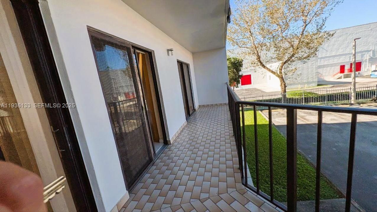 En Renta: $2,450 (3 camas, 2 baños, 994 Pies cuadrados)