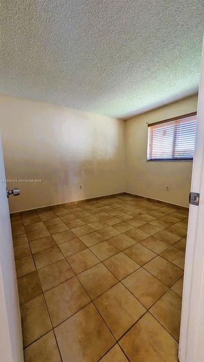 En Renta: $2,450 (3 camas, 2 baños, 994 Pies cuadrados)