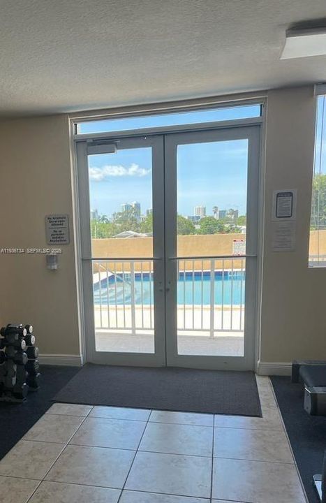 En Renta: $2,455 (2 camas, 2 baños, 800 Pies cuadrados)