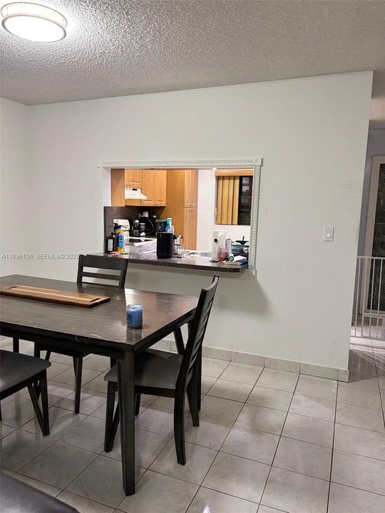 En Renta: $3,500 (4 camas, 2 baños, 1720 Pies cuadrados)