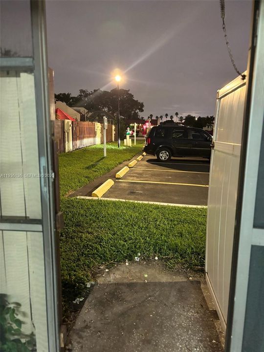 En Renta: $3,500 (4 camas, 2 baños, 1720 Pies cuadrados)