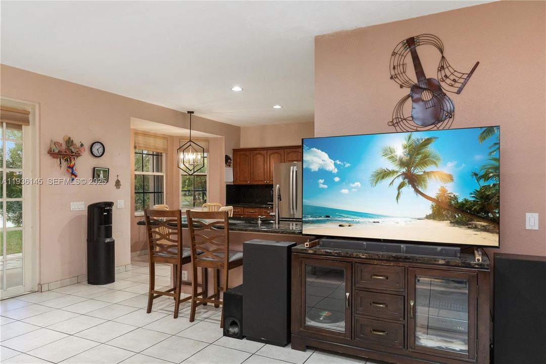 For Sale: $899,990 (5 beds, 3 baths, 2941 Square Feet)