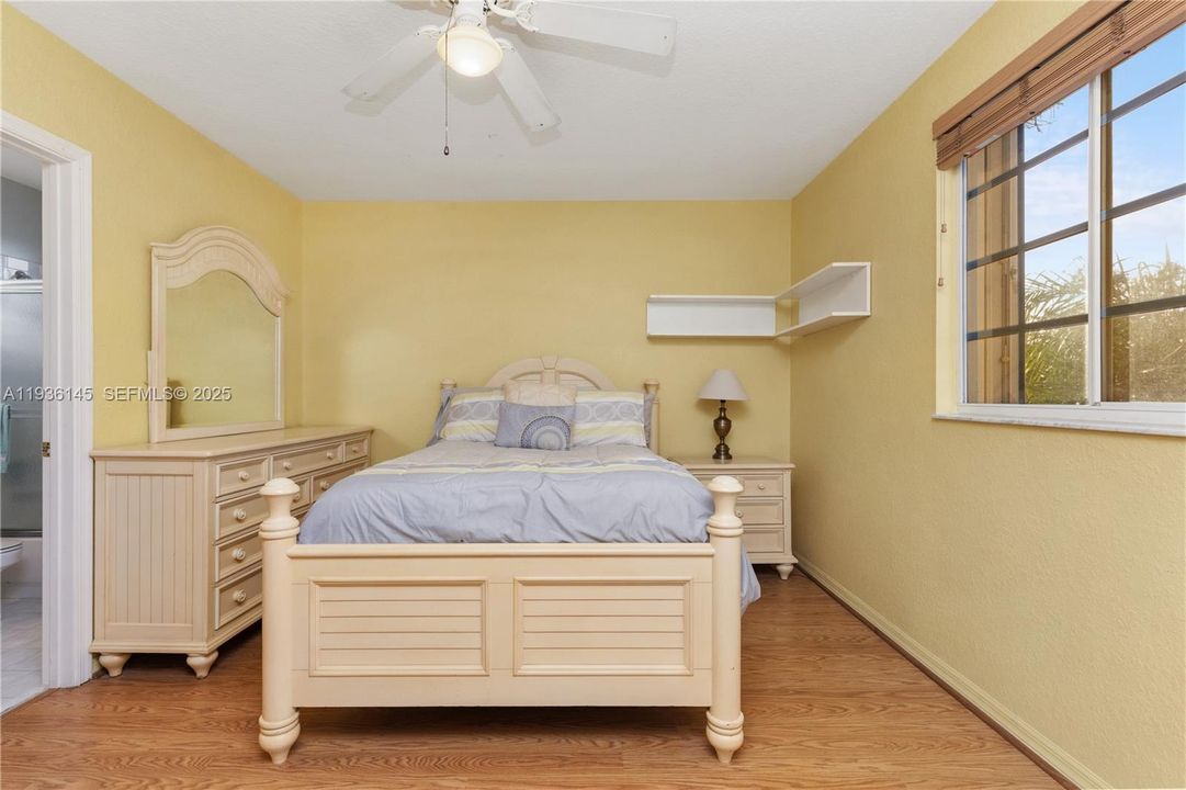 For Sale: $899,990 (5 beds, 3 baths, 2941 Square Feet)