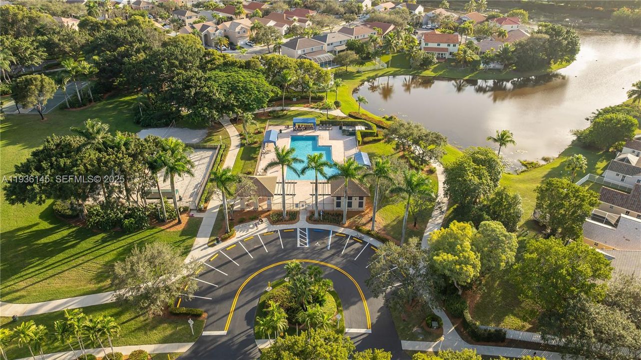 For Sale: $899,990 (5 beds, 3 baths, 2941 Square Feet)