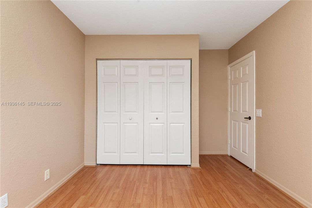 For Sale: $899,990 (5 beds, 3 baths, 2941 Square Feet)