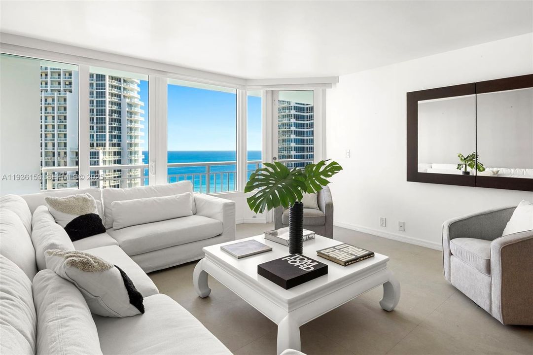 На продажу: $1,049,000 (1 спален, 1 ванн, 858 Квадратных фут)