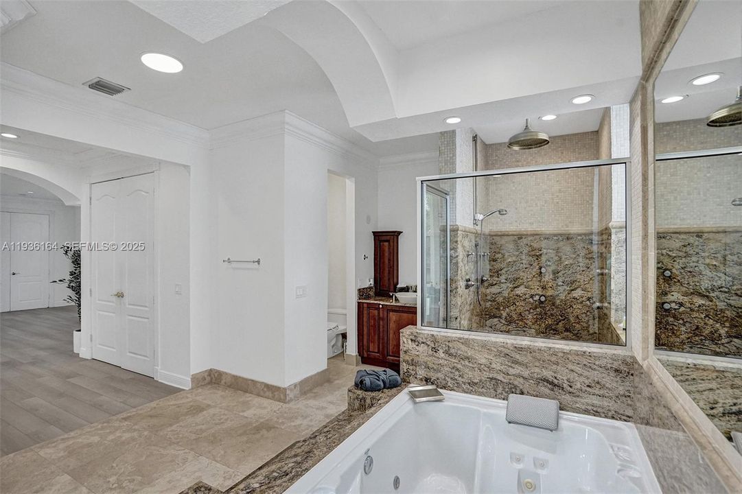 En Renta: $23,995 (9 camas, 6 baños, 8368 Pies cuadrados)