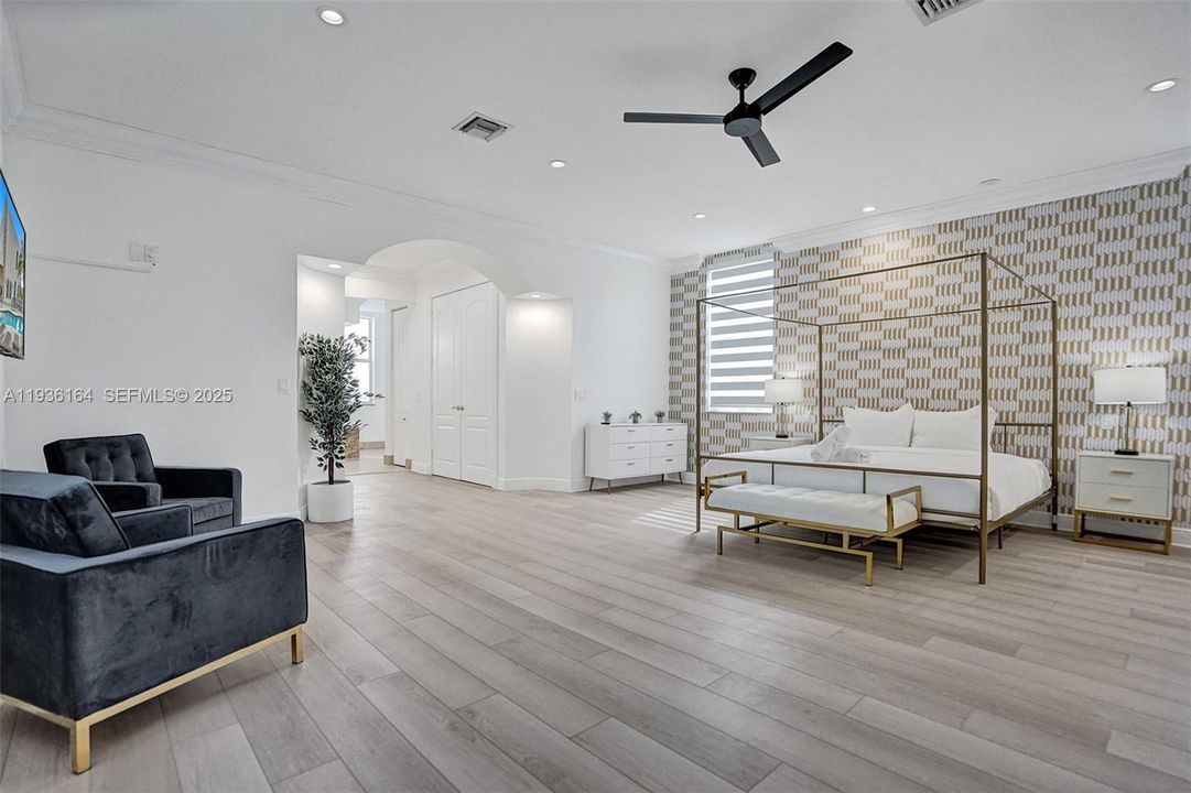 En Renta: $23,995 (9 camas, 6 baños, 8368 Pies cuadrados)