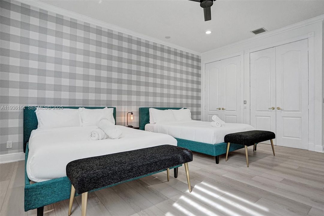 En Renta: $23,995 (9 camas, 6 baños, 8368 Pies cuadrados)