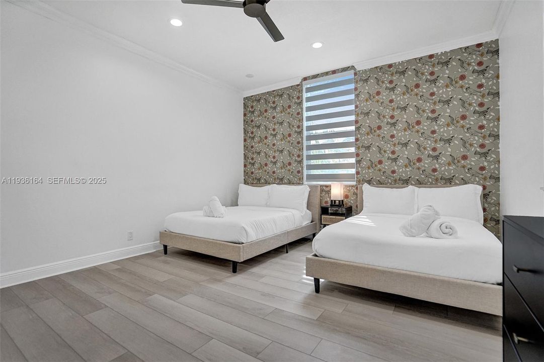 En Renta: $23,995 (9 camas, 6 baños, 8368 Pies cuadrados)