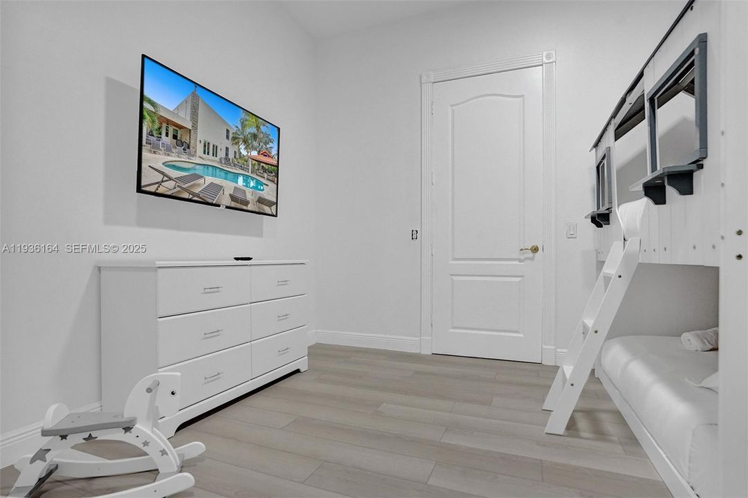 En Renta: $23,995 (9 camas, 6 baños, 8368 Pies cuadrados)