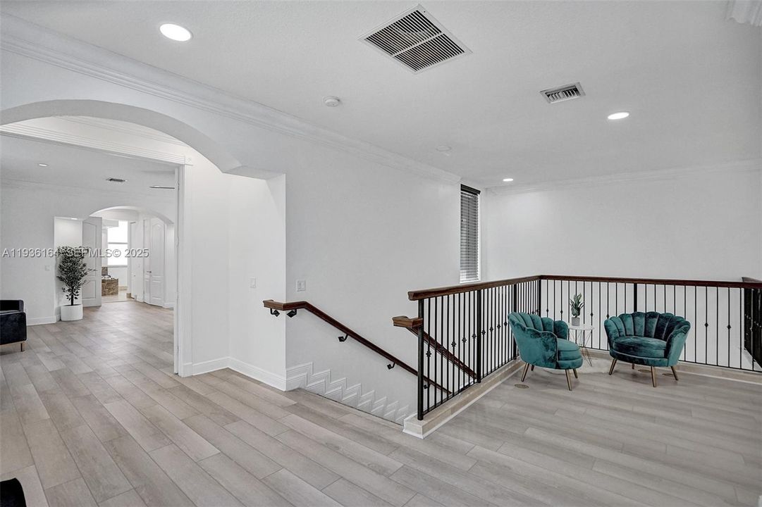 En Renta: $23,995 (9 camas, 6 baños, 8368 Pies cuadrados)