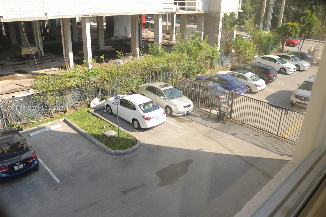 В аренду: $2,250 (2 спален, 2 ванн, 852 Квадратных фут)