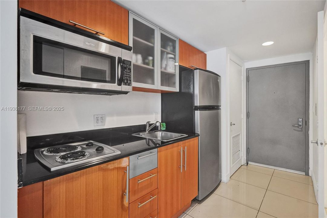 For Rent: $2,150 (0 beds, 1 baths, 508 Square Feet)