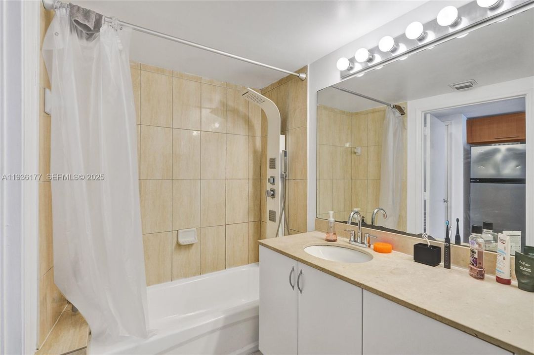 For Rent: $2,150 (0 beds, 1 baths, 508 Square Feet)