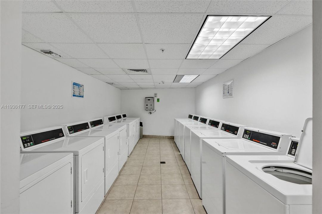 For Rent: $2,150 (0 beds, 1 baths, 508 Square Feet)