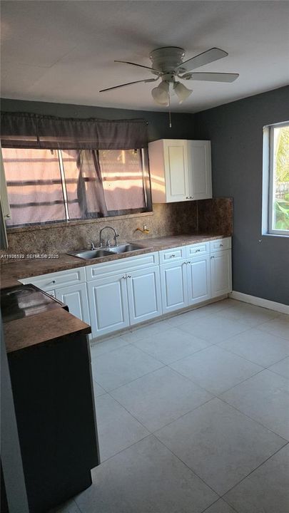 For Rent: $1,600 (2 beds, 1 baths, 600 Square Feet)