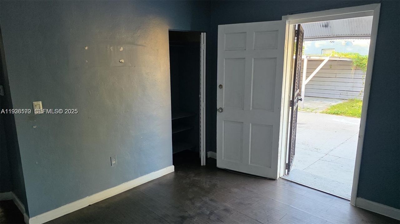 For Rent: $1,600 (2 beds, 1 baths, 600 Square Feet)