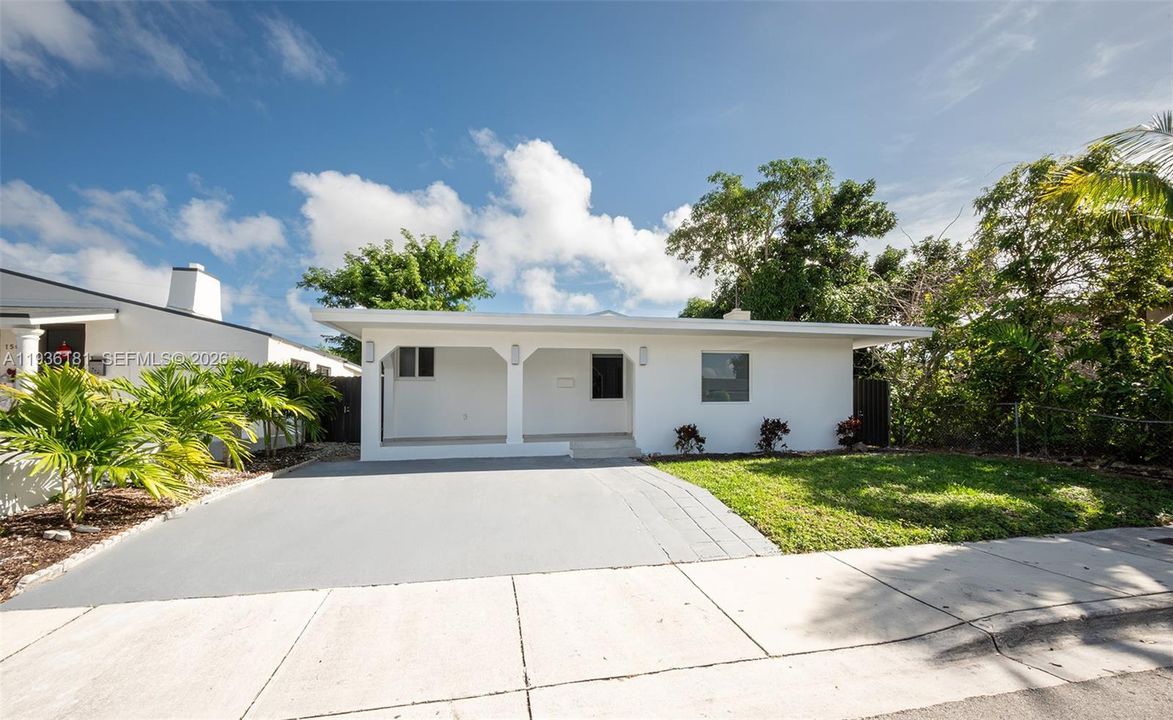 待售: $1,285,000 (4 贝兹, 3 浴室, 2020 平方英尺)