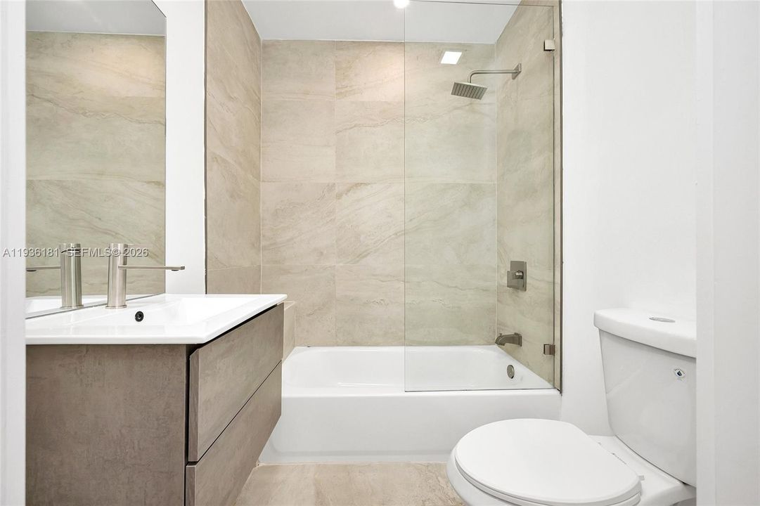 待售: $1,285,000 (4 贝兹, 3 浴室, 2020 平方英尺)