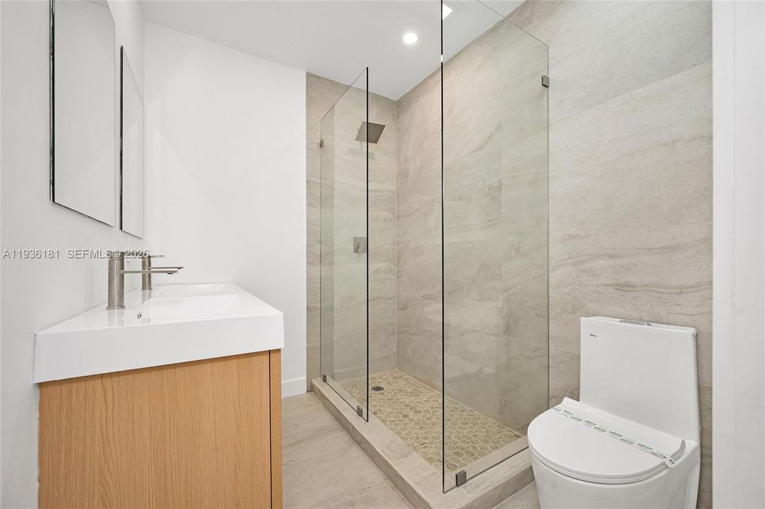 待售: $1,285,000 (4 贝兹, 3 浴室, 2020 平方英尺)