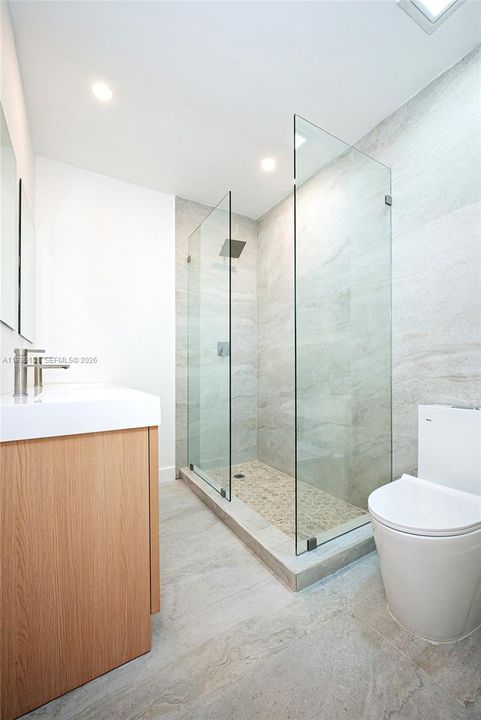 待售: $1,285,000 (4 贝兹, 3 浴室, 2020 平方英尺)