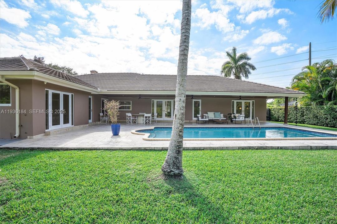 For Rent: $7,900 (4 beds, 2 baths, 2469 Square Feet)