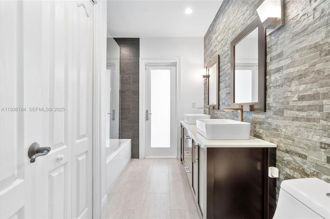 For Rent: $7,900 (4 beds, 2 baths, 2469 Square Feet)