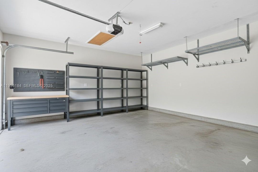 For Rent: $7,900 (4 beds, 2 baths, 2469 Square Feet)