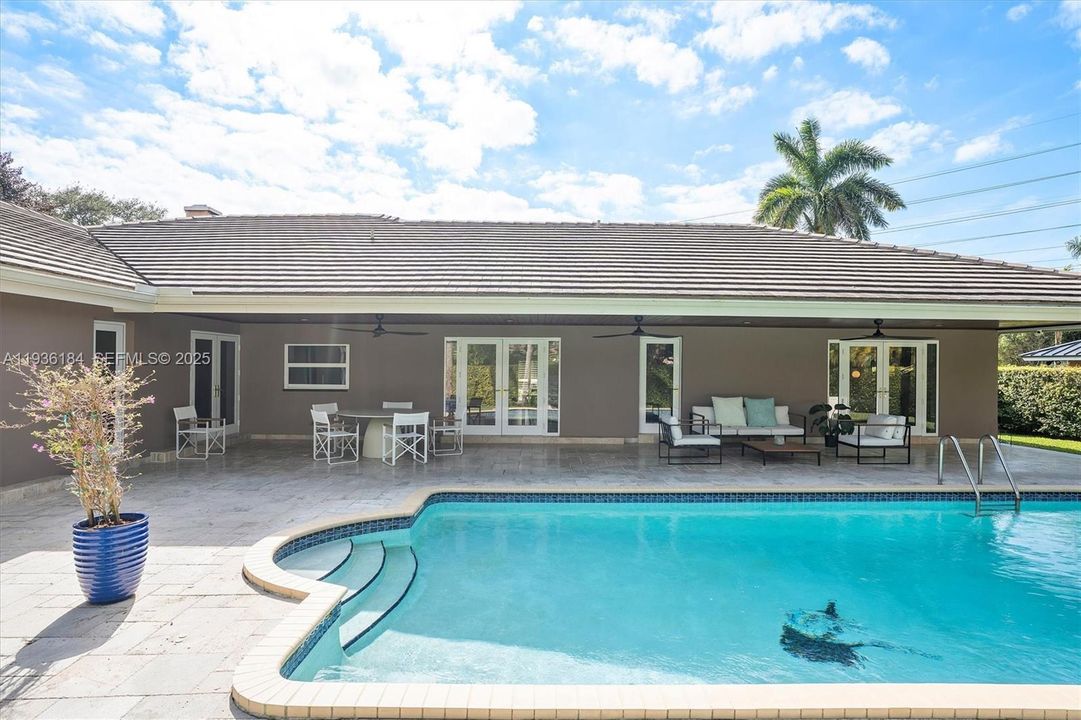 For Rent: $7,900 (4 beds, 2 baths, 2469 Square Feet)