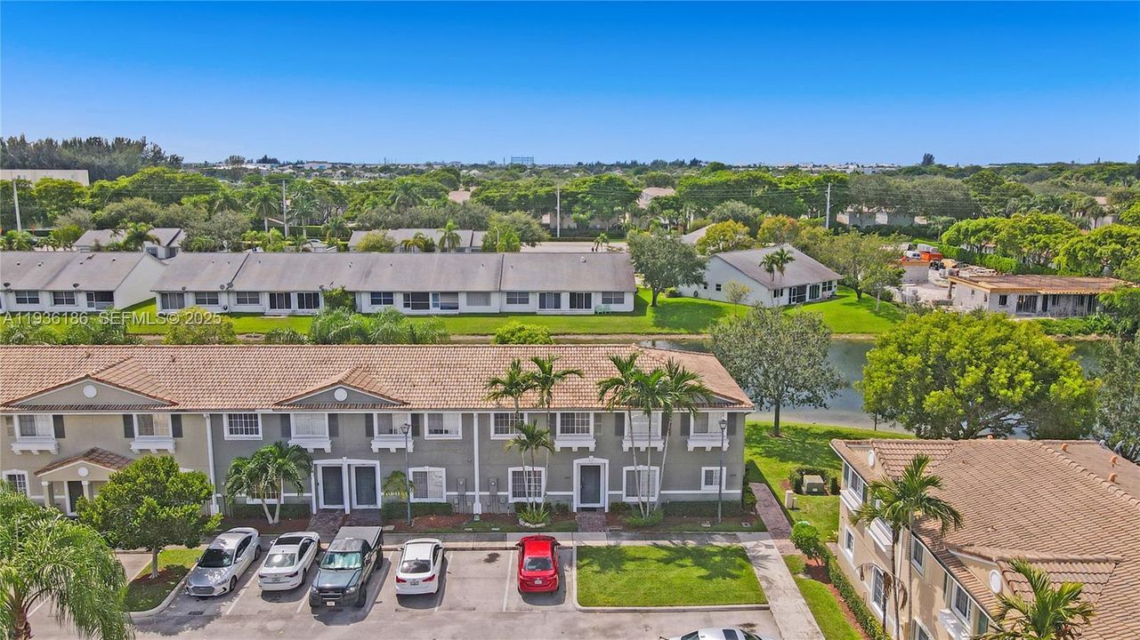 En Renta: $2,600 (3 camas, 2 baños, 1418 Pies cuadrados)