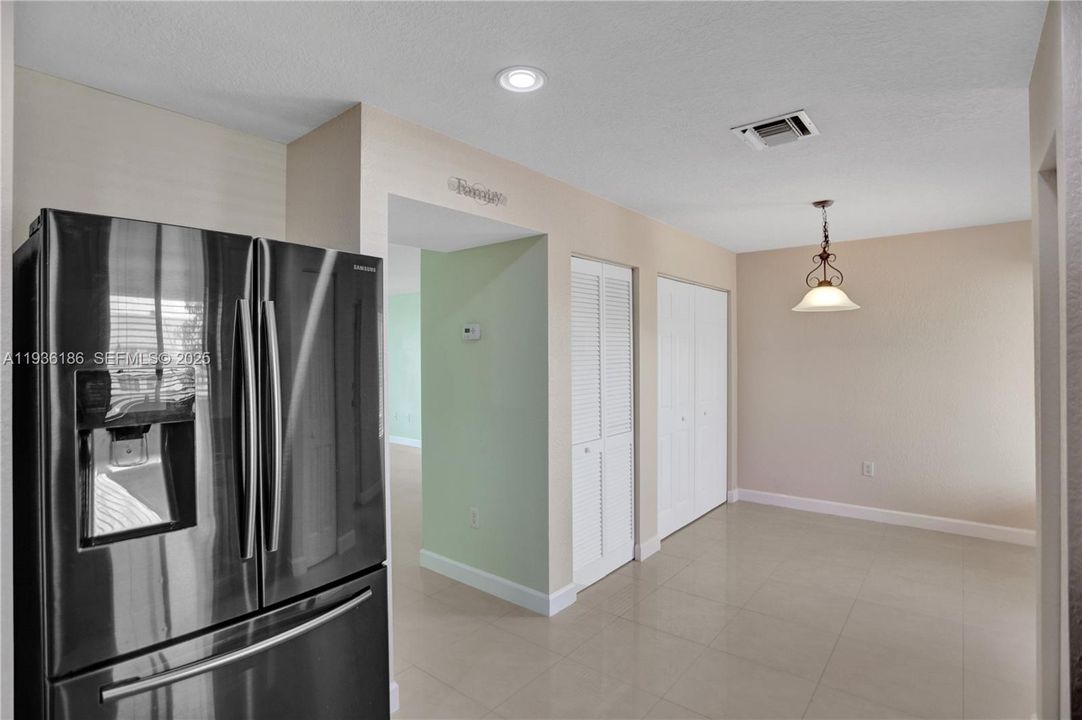 En Renta: $2,600 (3 camas, 2 baños, 1418 Pies cuadrados)