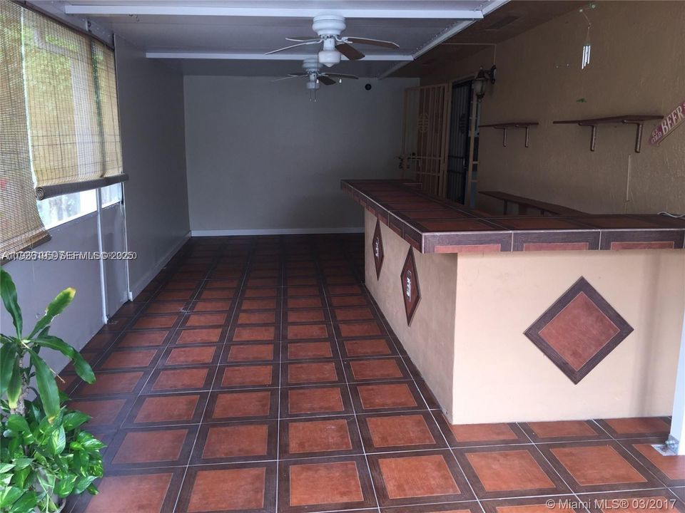 В аренду: $3,100 (3 спален, 2 ванн, 1650 Квадратных фут)