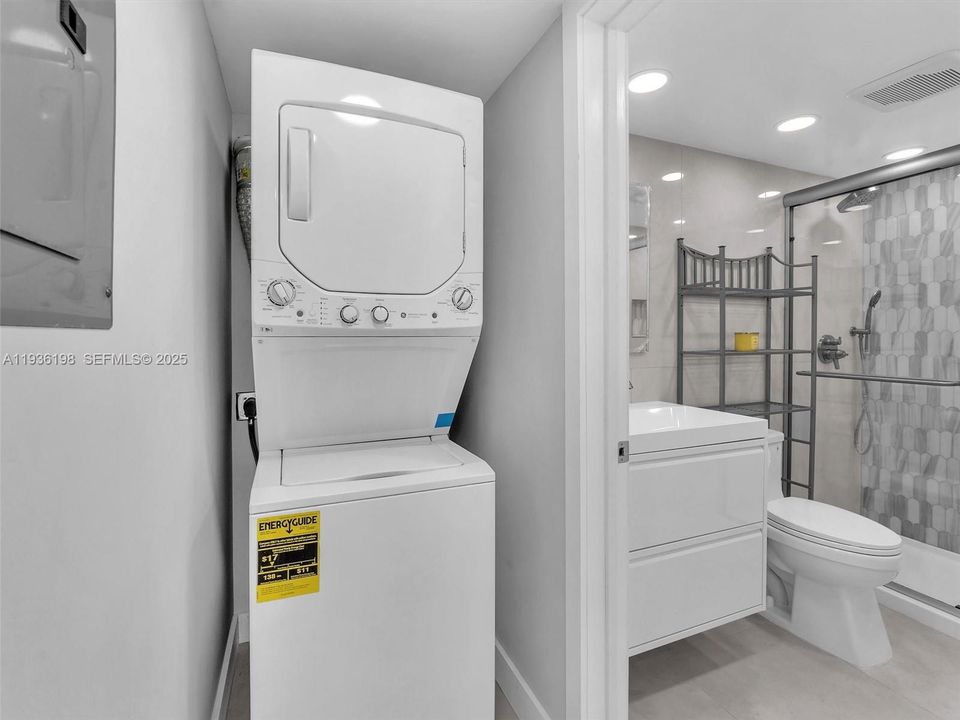 待售: $365,000 (2 贝兹, 2 浴室, 1157 平方英尺)