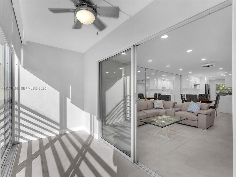 待售: $365,000 (2 贝兹, 2 浴室, 1157 平方英尺)